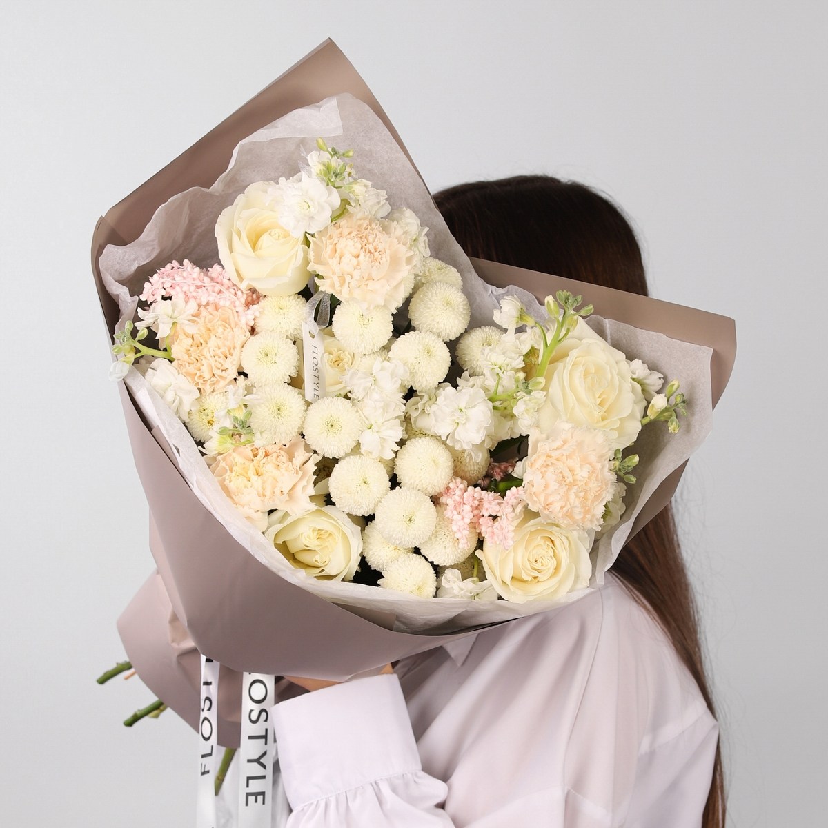 Букет в белых оттенках 